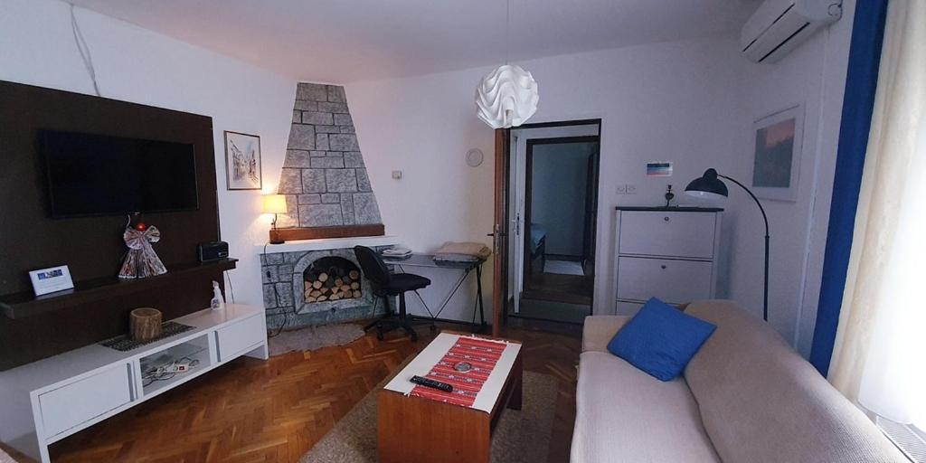 Apartman Ksenija Ðakovo エクステリア 写真