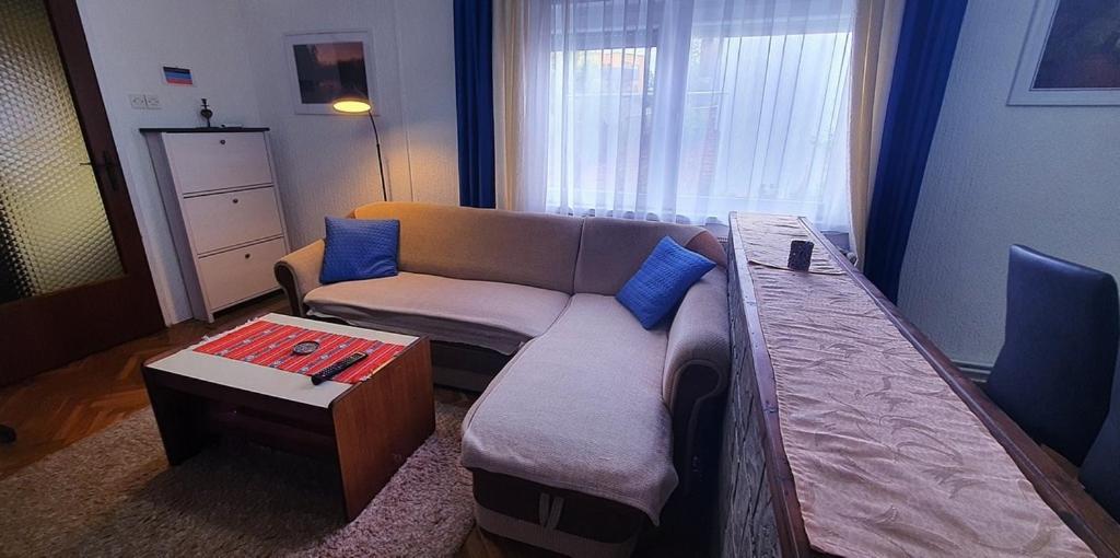 Apartman Ksenija Ðakovo エクステリア 写真